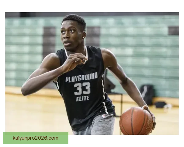 字母弟弟亚历克斯回忆生涯首秀:梦想成真一刻令人难以置信 字母弟弟亚历克斯回忆生涯首秀:梦想成真一刻令人难以置信